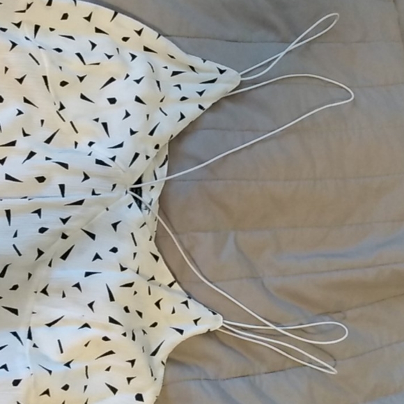 Top - Picture 2 of 4